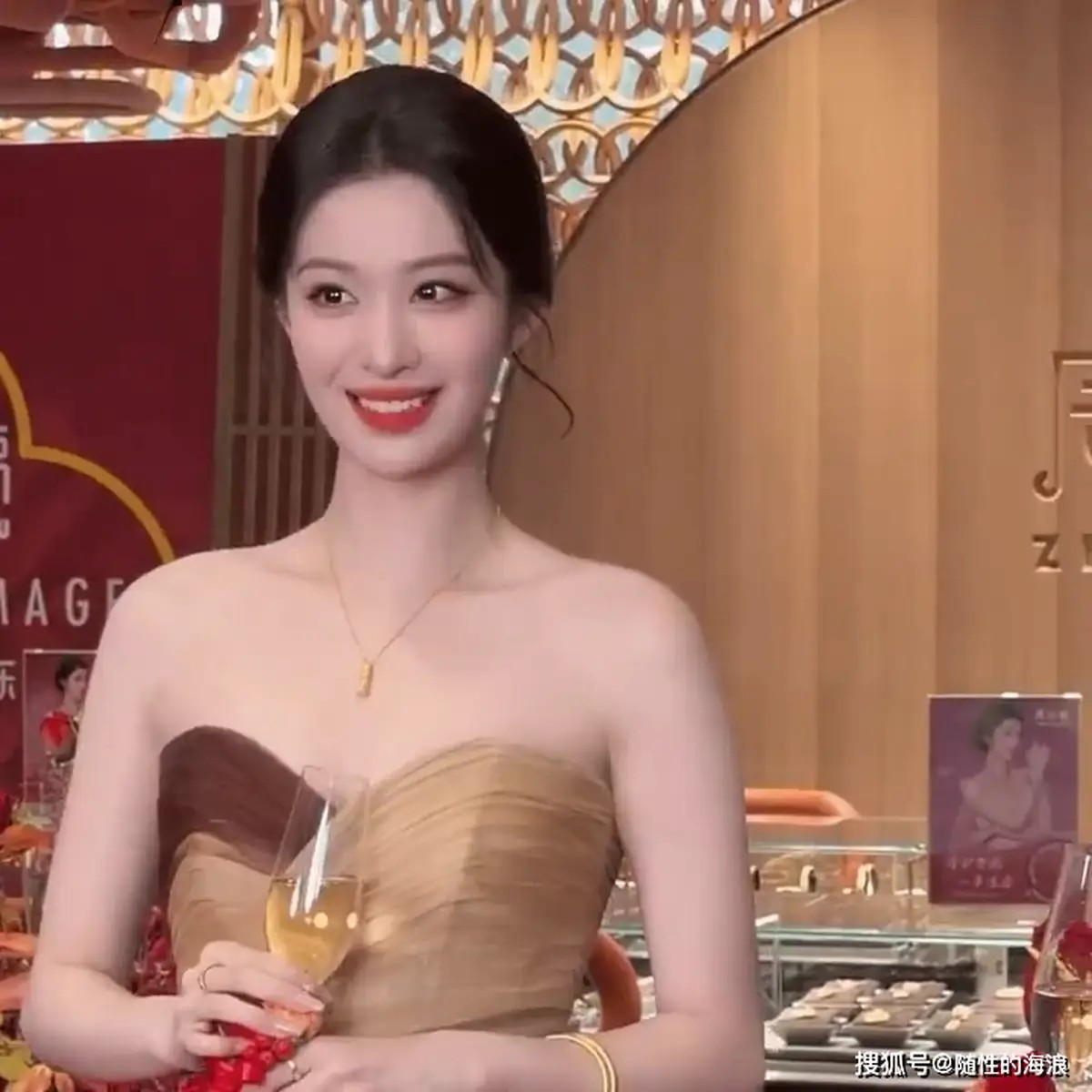 SM娱乐×三星电子合作推出“SMTOWN”专属频道:全球粉丝沉浸式体验升级