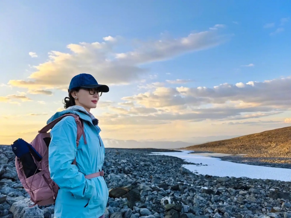 76岁许绍雄因病离世,众星悼念寄深情